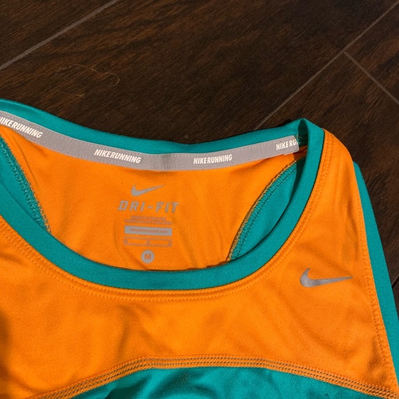 Nike Women’s Running Tank - Picture 5 of 5